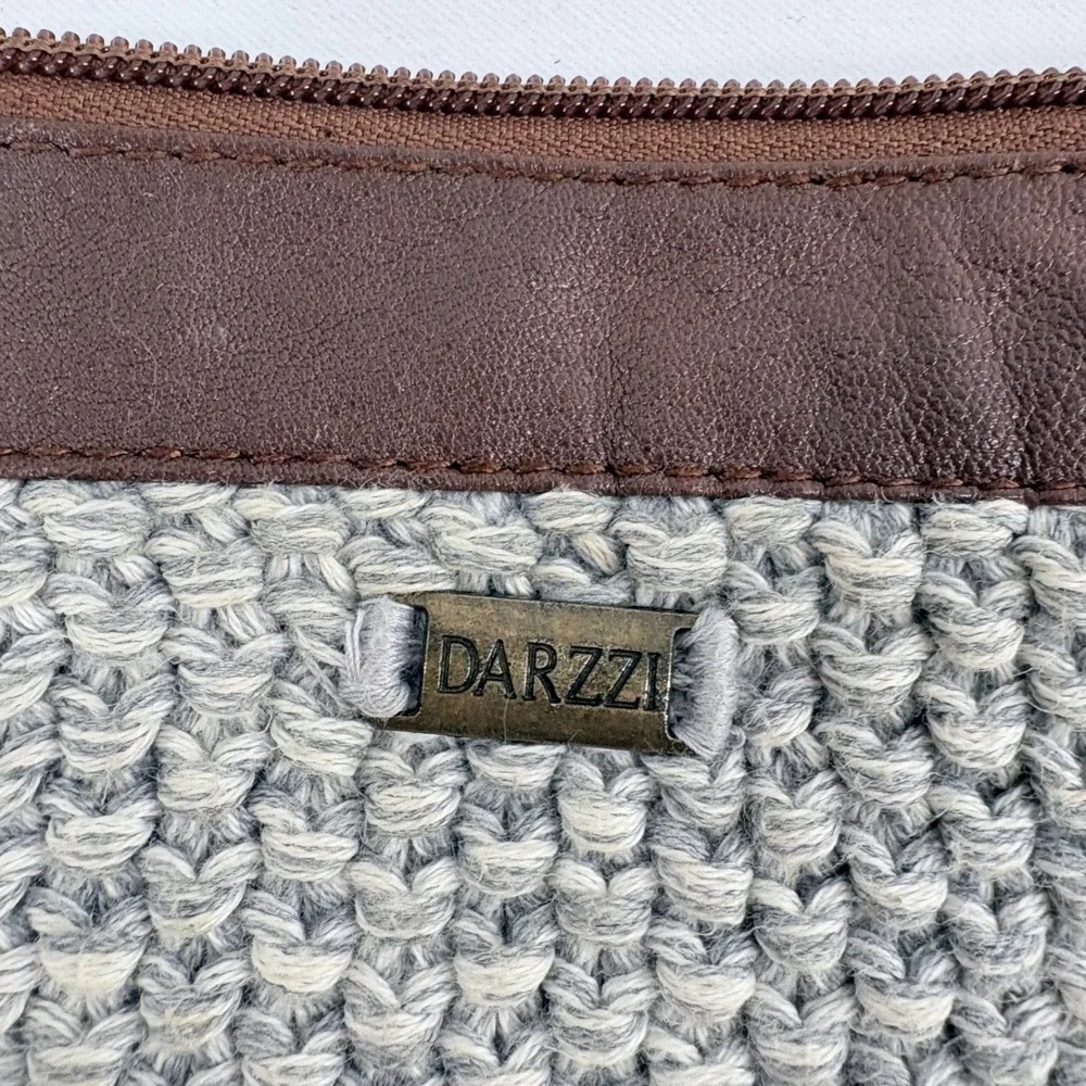 Darzzi Pouch Grey White Knit Brown‎ Leather Trim Zippered Cosmetic Bag Clutch
